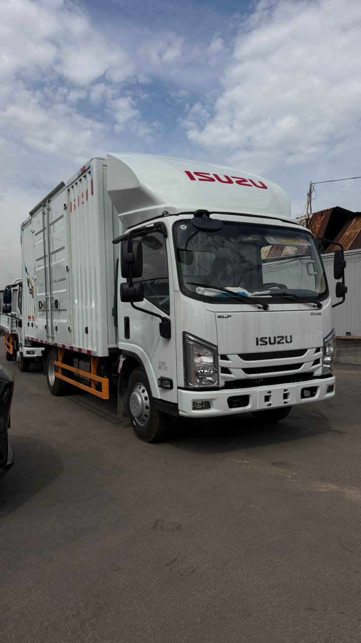 ISUZU Elf EM5 фургон